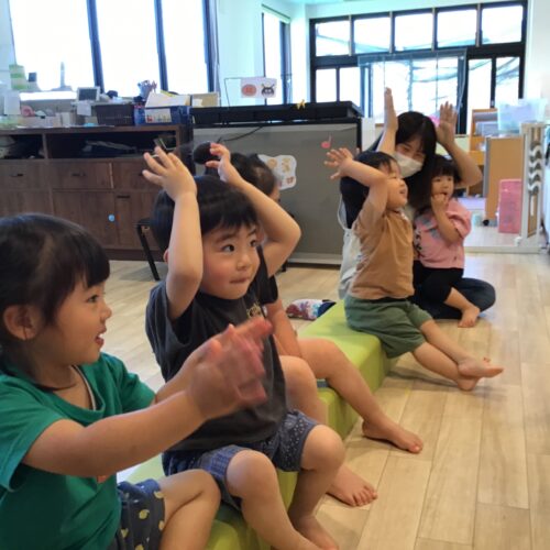 2歳児さんの手話で遊ぼう～