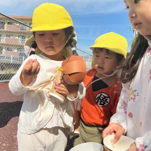 お散歩を楽しんでいます(^^)♪